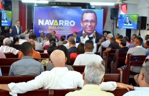 Precandidato Andrés Navarro asegura encabezará el gobierno de la familia