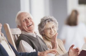 LLEVAN EL MENSAJE DEL EVANGELIO A MÁS 90 ANCIANOS EN UN ASILO EN ESCOCIA