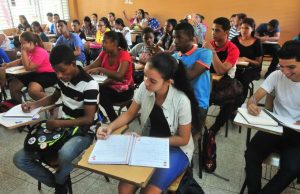 Hay carreras en la UASD que tienen menos de cinco estudiantes