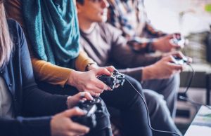 Videojuegos: Un gasto que te lleva a escapar de la realidad
