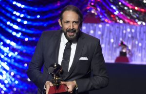 Álbum de JL Guerra, una compilación “Literal” de su esencia
