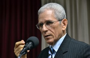 Más rechazo a política de género del MINERD; Academia de la Lengua desaprueba orden departamental