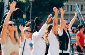 Ex homosexuales salen a las calles para testificar su libertad en Jesús