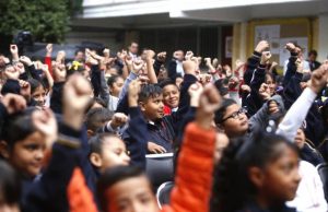 Niños podrán usar falda en escuelas de CdMx