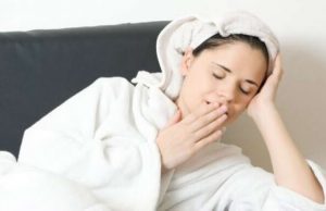 ¿Por qué es perjudicial dormir con el cabello mojado?