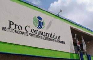 En un año dominicanos pagamos 15 mil millones de pesos en “propinas”
