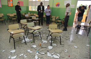 Educación, dispone intervenir aula por desprendimiento de pañete en Escuela Eugenio María de Hostos