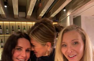Jennifer Aniston se reunió con sus ex compañeras de Friends en medio de los rumores sobre el regreso de la serie