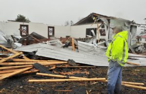 Al menos tres muertos por tormenta con frente de frío y tornados en el sur de EEUU