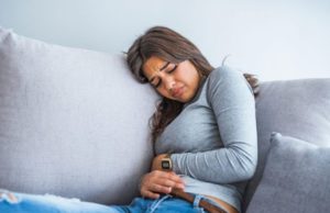 Remedios caseros poderosos y naturales para combatir la colitis e inflamación abdominal