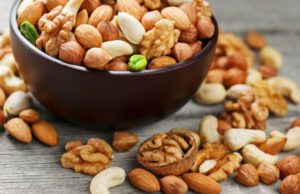 Todo lo que puede hacer por ti un puñito de frutos secos al día
