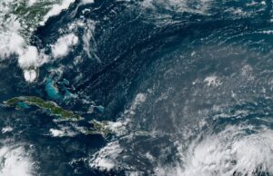 Meteorologia emite alerta de posible tormenta tropical desde isla Saona hasta la Bahía de Manzanillo