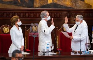 Tras ser juramentado Abinader advierte a sus funcionarios que no tolerará la corrupción