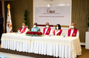 Unev gradúa 1,153 nuevos profesionales en graduación virtual
