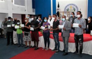 Continúan entrega ayuda a damnificados tormenta Laura en Los Ríos