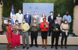 Progresando con Solidaridad entrega el premio ‘Manos del Campo 2020’ a cinco agricultores