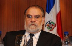 Ministro de Economía cree que habrá que sostener a la gente con alguna ayuda en 2021