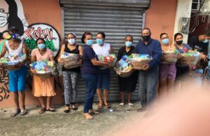 Fundación Villa María-Mejoramiento Social entrega canastas navideñas a moradores necesitados