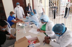 ASODEMU UASD realiza operativo detección COVID19 en servidores universitarios de la sede central