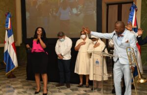 Oficina Enlace declara República Dominicana Nación de Dios