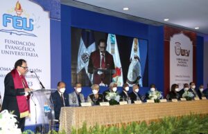 LA UNIVERSIDAD NACIONAL EVANGÉLICA JURAMENTA SUS AUTORIDADES