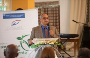 Realizan réplica de la Conferencia Constitución y Medio Ambiente