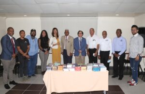 UNEV realiza encuentro con diseñadores gráficos miembros de iglesias cristianas