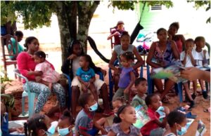 Fundación Tzedaká efectúa operativo a favor de la niñez