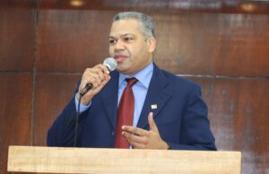 Jonny Bido, experto en comunicación, destaca oportunidad de UNEV, como brazo de la iglesia para transformar la sociedad