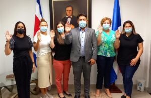 Juramentan equipo de voluntarios para elecciones de Costa Rica
