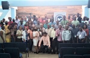 Consejo Nacional de Drogas imparte charla sobre prevención de drogas a pastores de SDE