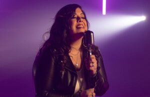 La destacada compositora mexicana Martha Sandoval nos presenta «Mi Padre»