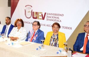 La UNEV realiza primer encuentro de estudiantes de derecho recintos Santo Domingo y Santiago