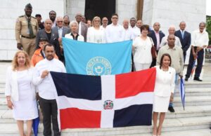 Círculo de Locutores Dominicanos celebra Semana del Locutor; realiza ofrenda floral