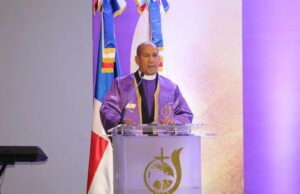 Juan Tiburcio Pérez, juramentado obispo administrativo de la Iglesia de Dios RD