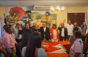 Carlos Peña presenta candidatos a cargos electivos en San Juan