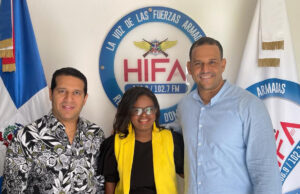 Profesional dominicana recibe reconocimiento de La Voz de las Fuerzas Armadas
