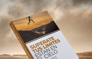 Arelis Jiménez pone en circulación su libro Supérate, tus limites están en el cielo