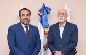 Antonio Acosta felicita al presidente Abinader por designación de Alberto Rodríguez en INEFI