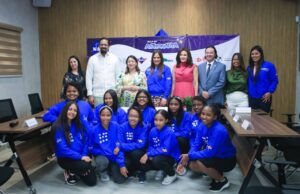 Cinco adolescentes de los Clubes de Chicas de Supérate van a la NASA