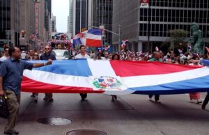 Informe revela cantidad de dominicanos residen oficialmente en el exterior