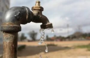 Moradores de Cancino Adentro denuncian escasez de agua potable