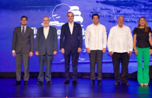 Presidente Abinader llama países del Gran Caribe, a trabajar de manera unificada para solución conjunta a la crisis del sargazo