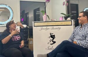 Un tinte, dos cortes y tres blowers