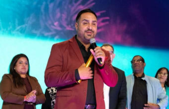 Pastor Benjie Pérez asume la presidencia de la Asociación de Pastores del Sur de la Florida