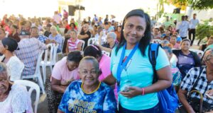 Supérate entrega Bono de Emergencia a más de 2,000 familias afectadas por las lluvias en Villa Montellano, Puerto Plata