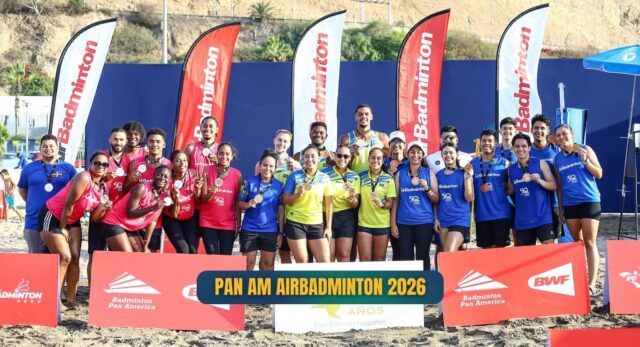 Air Bádminton podio con Brasil