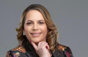 Ana María Vientos presenta su libro: “Historias Bíblicas para pequeños”