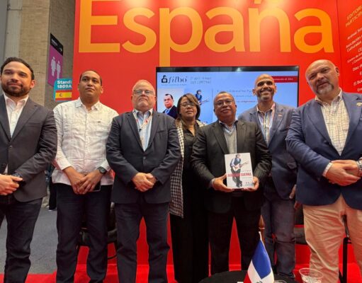 Presentan en Bogotá el libro “Juan Luis Guerra, compromiso y poesía” de Euri Cabral