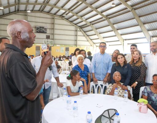 Más de 31 mil familias reciben protección social de Supérate en las provincias Independencia y Bahoruco
